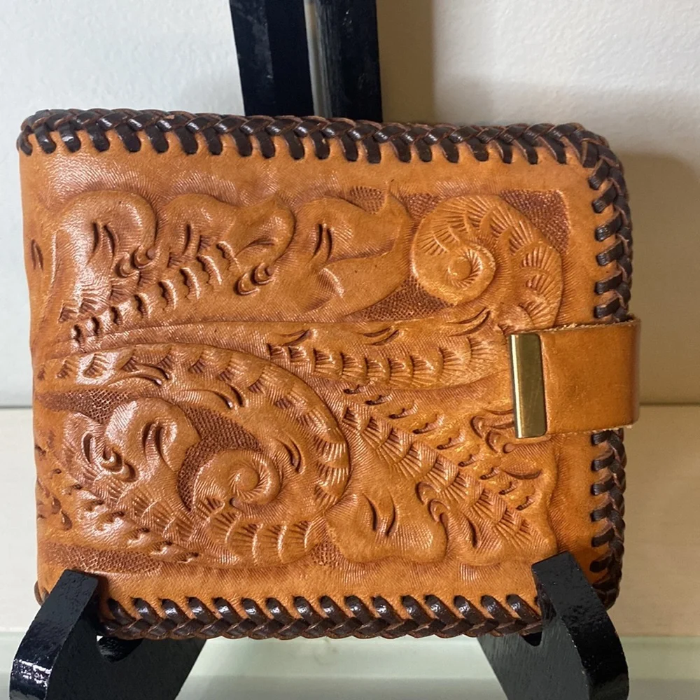 Vintage Tooled Leather Wallet FLORAL BOTANICAL Wallet with Coin Pouch 1960/1970